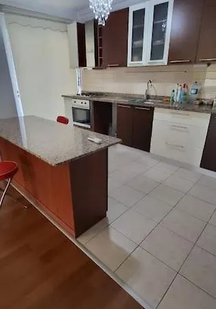 Appart A Distance De Marche 1km Du Stade Et Du Metro Galatasaray Nef